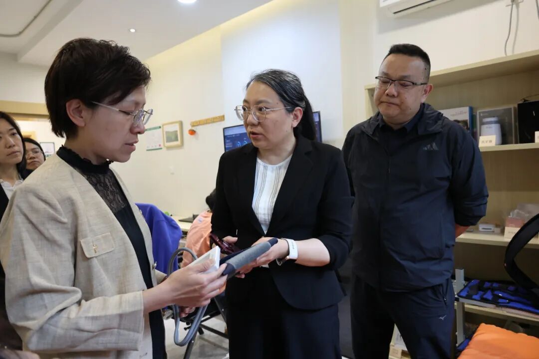 西城区副区长杜洪悦调研牛街街道养老服务工作 推动养老家庭照护床位提质增效