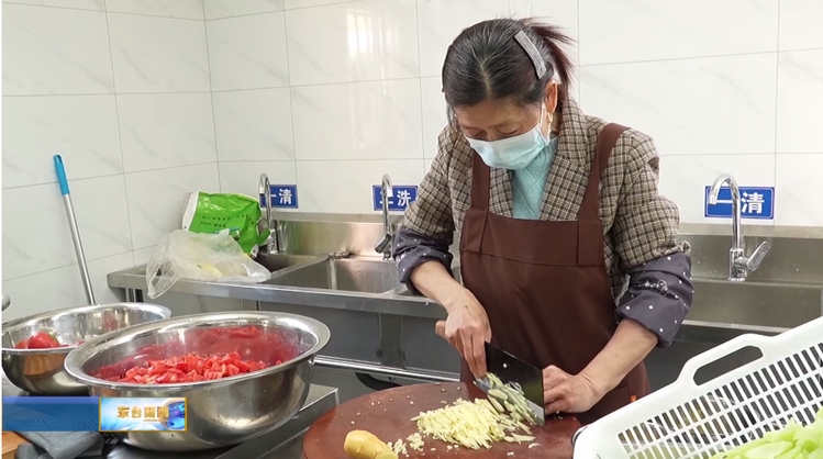 江苏东台高新区团北村：老人乐享家门口的“幸福味道”